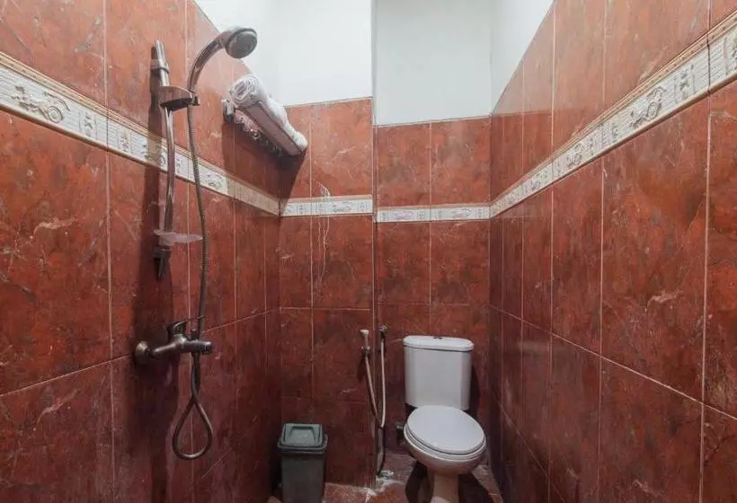 Hotelli Oyo 1872 Sakinah Grand Soabali