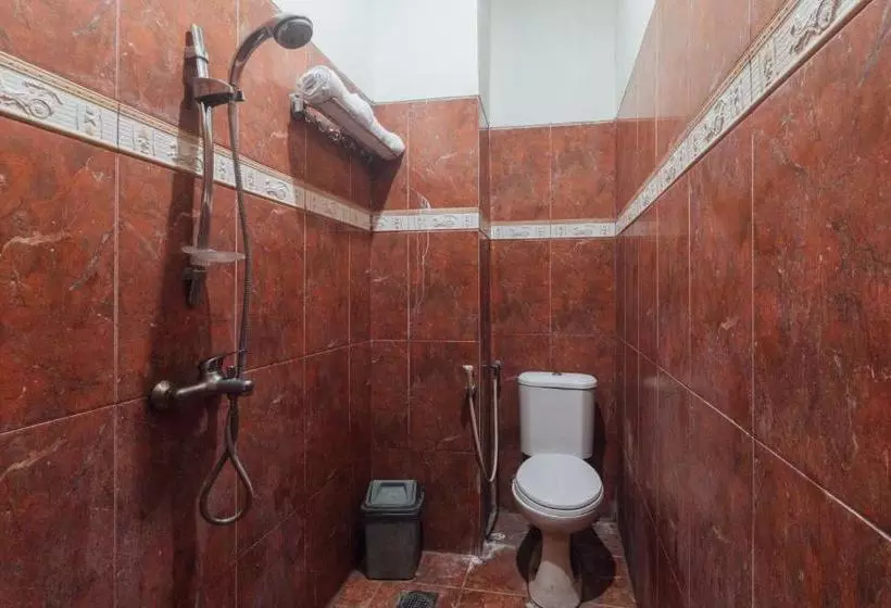 Hotelli Oyo 1872 Sakinah Grand Soabali