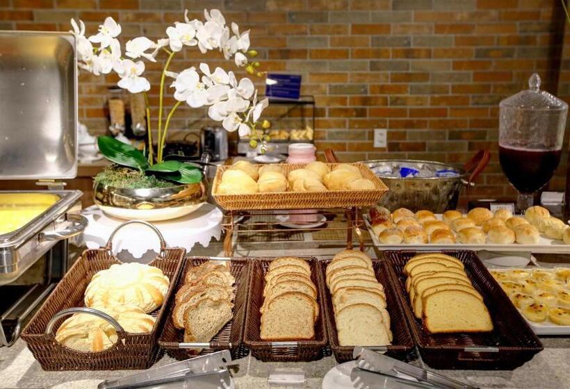 Advanced Hotel & Flats Cuiabá