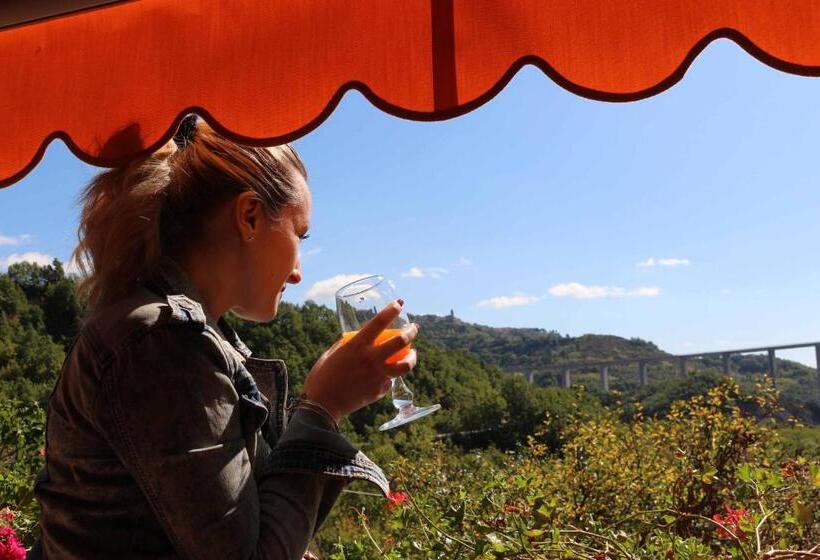 Nocleg ze śniadaniem Casale Santilli