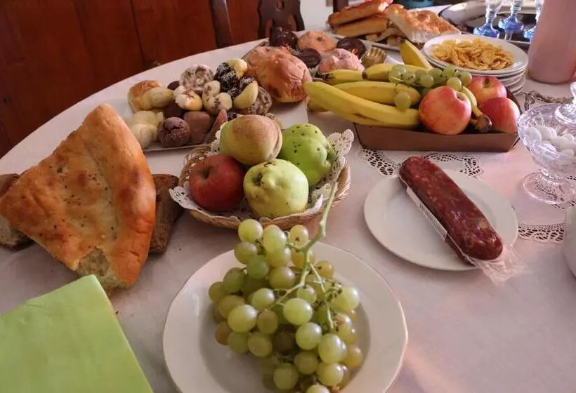 تختخواب و صبحانه Casale Santilli