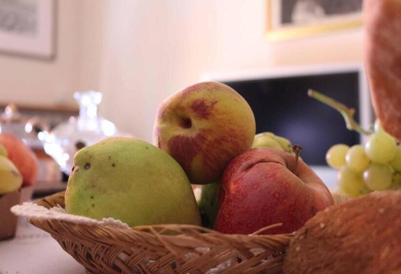 Nocleg ze śniadaniem Casale Santilli