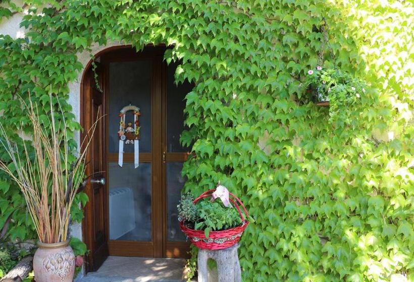 Nocleg ze śniadaniem Casale Santilli