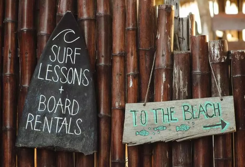 Retkeilymaja Escondite Pacifico