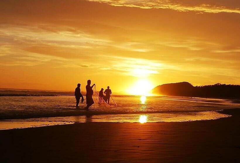 هاستل Escondite Pacifico