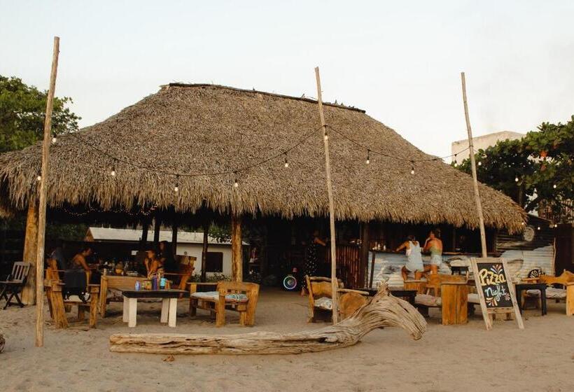 هاستل Escondite Pacifico