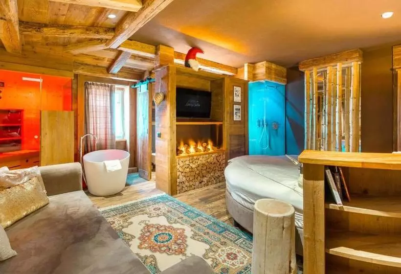 Aamiaismajoitus (B&B) John Luxury Suites