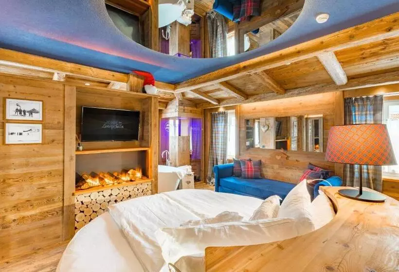 Aamiaismajoitus (B&B) John Luxury Suites