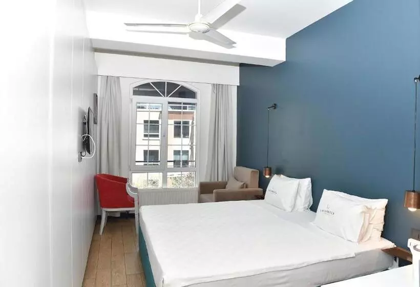 هتل Levent Lavandula