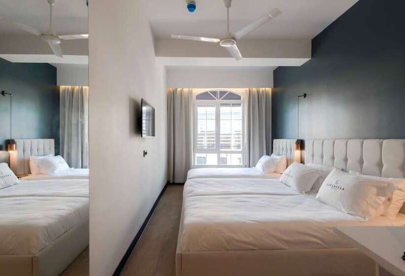 هتل Levent Lavandula