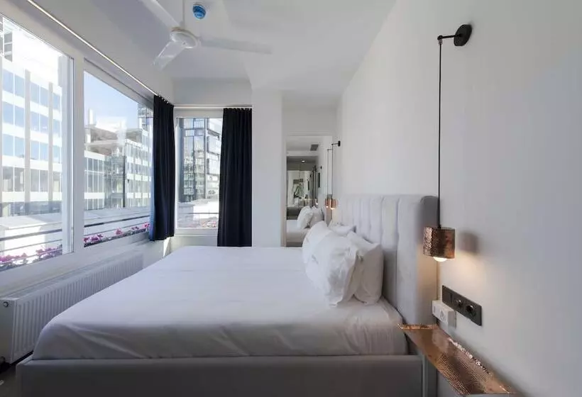 هتل Levent Lavandula