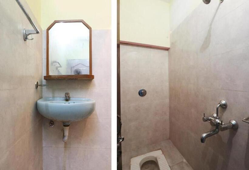 هتل Spot On 48499  Monu