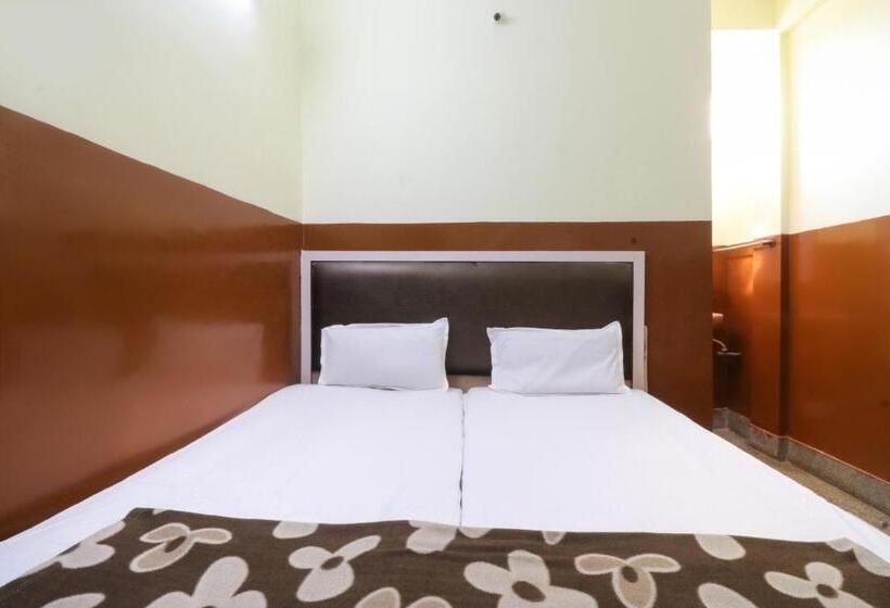 هتل Spot On 48499  Monu