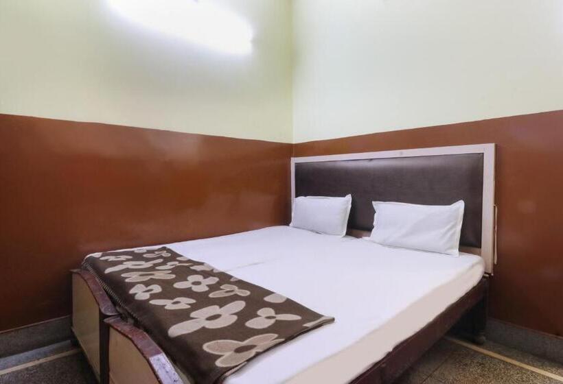 هتل Spot On 48499  Monu