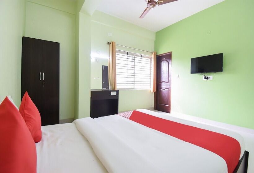 ホテル Spot On 62496 Srigandha Party Hall