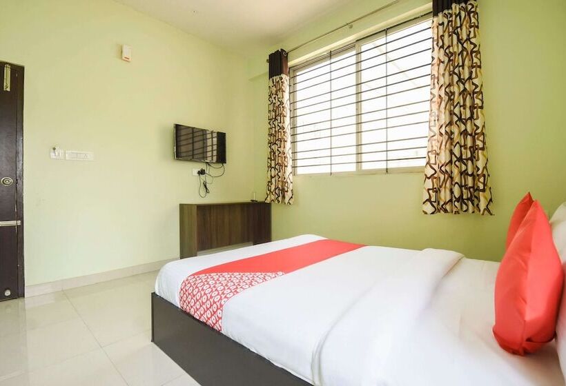 ホテル Spot On 62496 Srigandha Party Hall