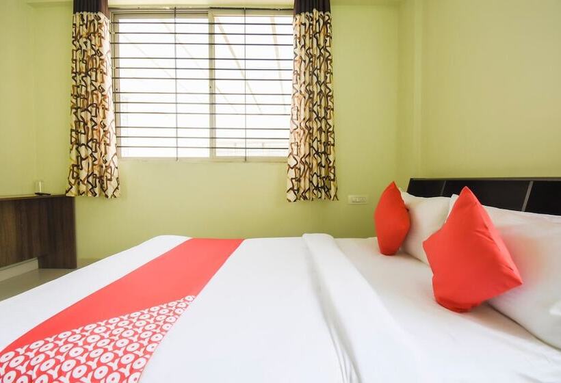 ホテル Spot On 62496 Srigandha Party Hall