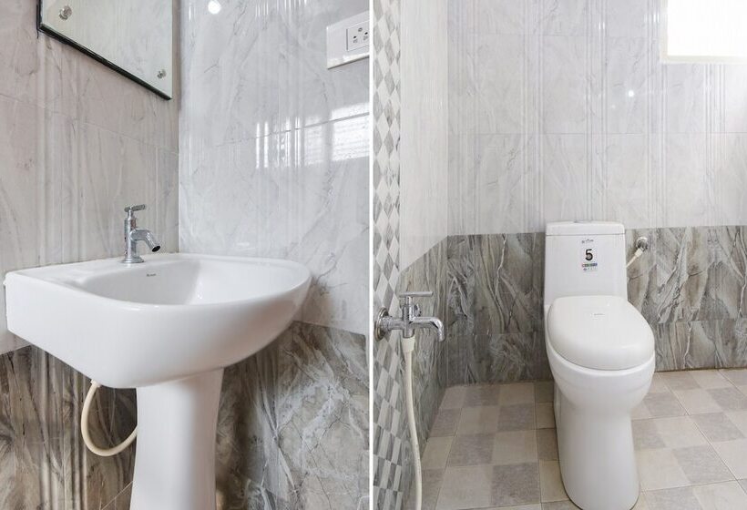 ホテル Spot On 62496 Srigandha Party Hall