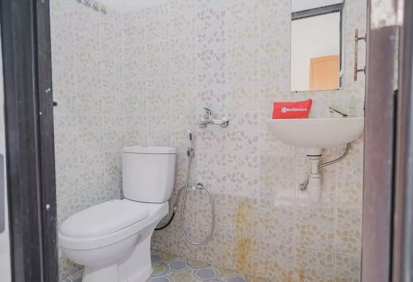 ペンション Reddoorz Syariah @ Pasir Putih Jambi