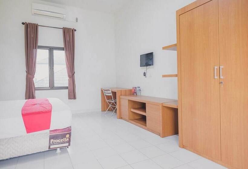 Pensjonat Reddoorz Syariah @ Pasir Putih Jambi