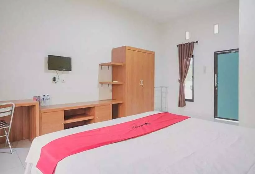 ペンション Reddoorz Syariah @ Pasir Putih Jambi