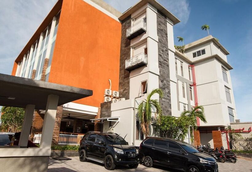 Canggu Dream Village Hotel And Suites