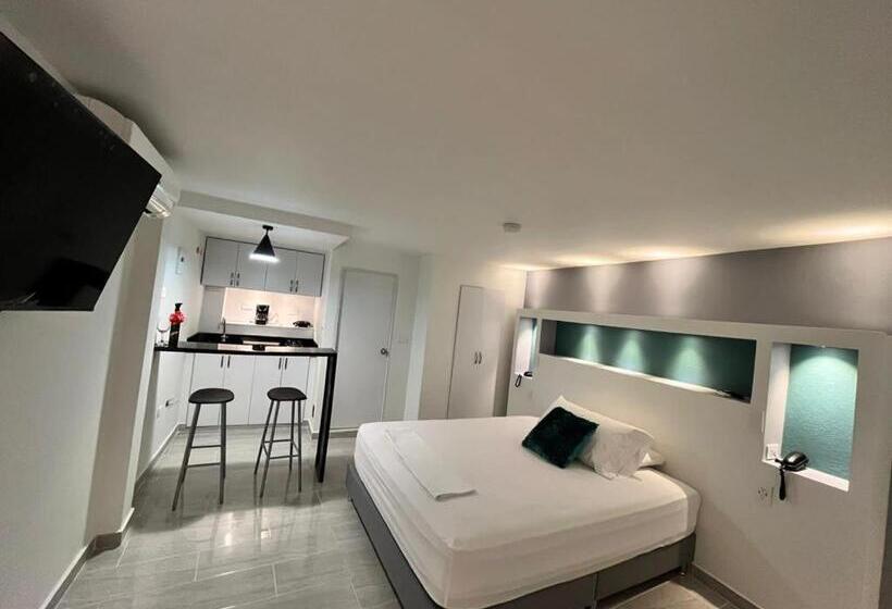 هتل La Casa Blanca