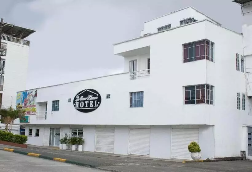 ホテル La Casa Blanca