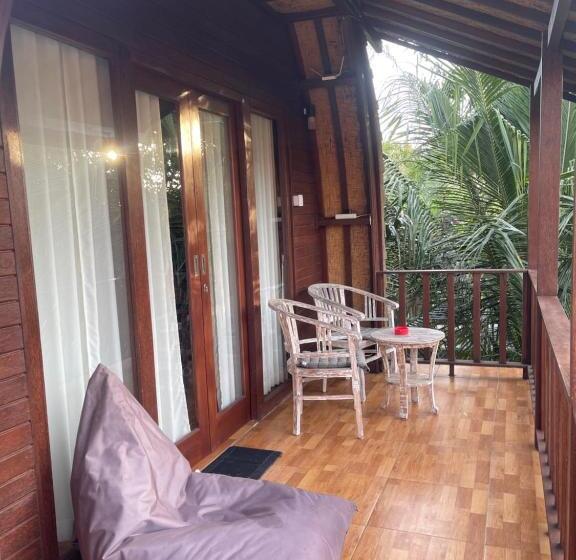 بنسيون Arjuna Uluwatu Guest House