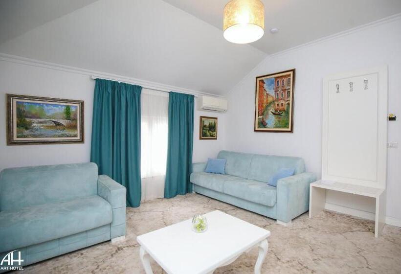 Art Hotel Tirana