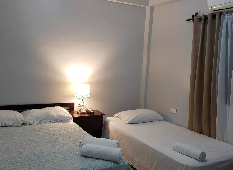 هتل Bayside Inn