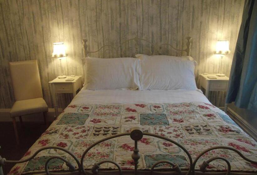 Llanwrtyd Hall B&b Angelis Holistic Retreat