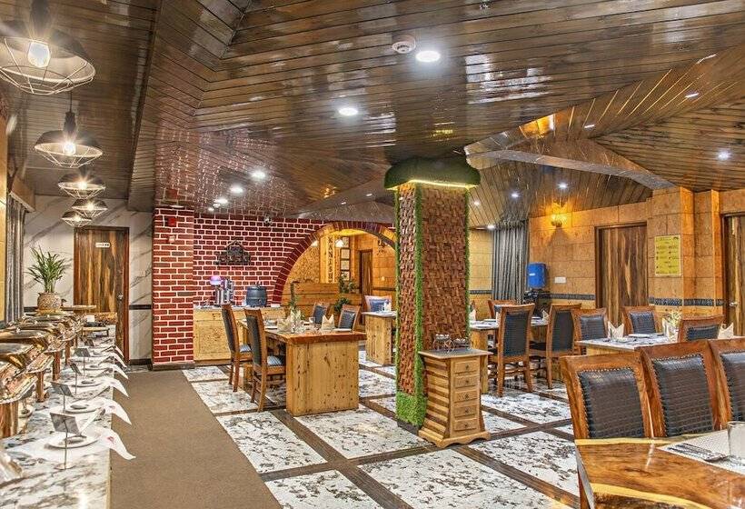 Kanishka Retreat Resort Chail