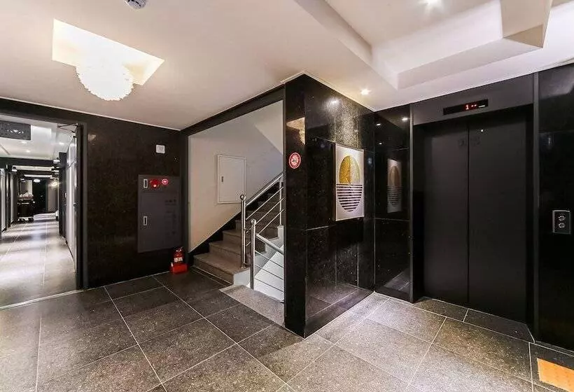 ホテル French Code