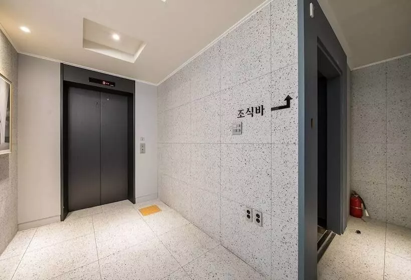 ホテル French Code