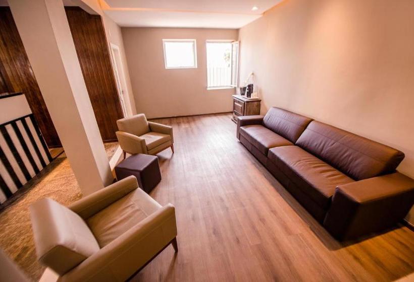 בית מלון כפרי Havana Economy