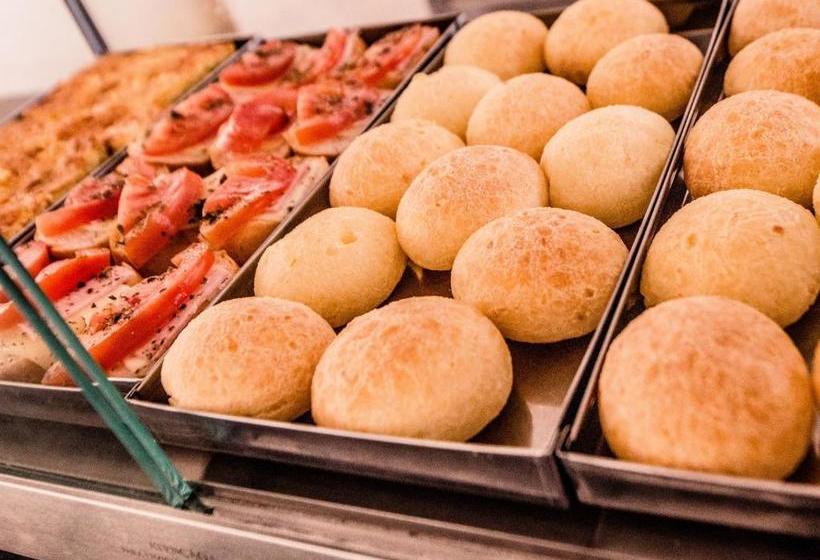 בית מלון כפרי Havana Economy