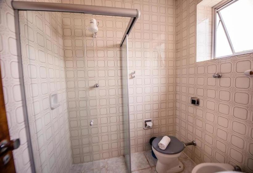 בית מלון כפרי Havana Economy