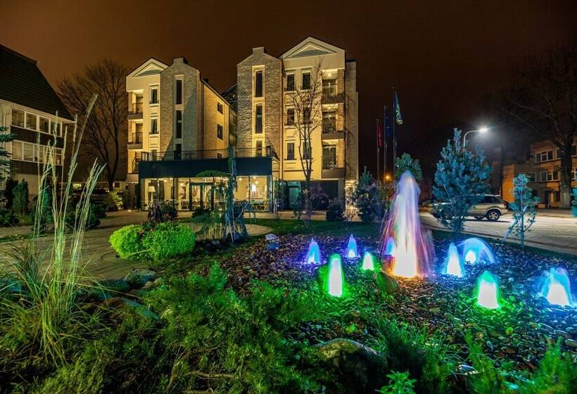 Amsterdam Plaza Hotel & Spa