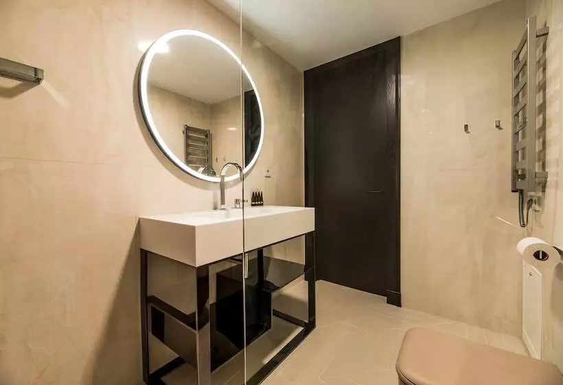 Amsterdam Plaza Hotel & Spa