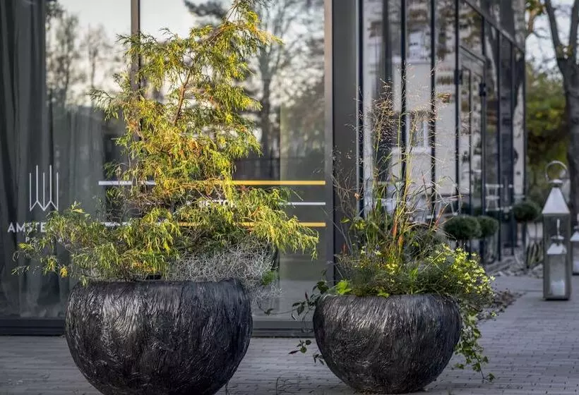 Amsterdam Plaza Hotel & Spa