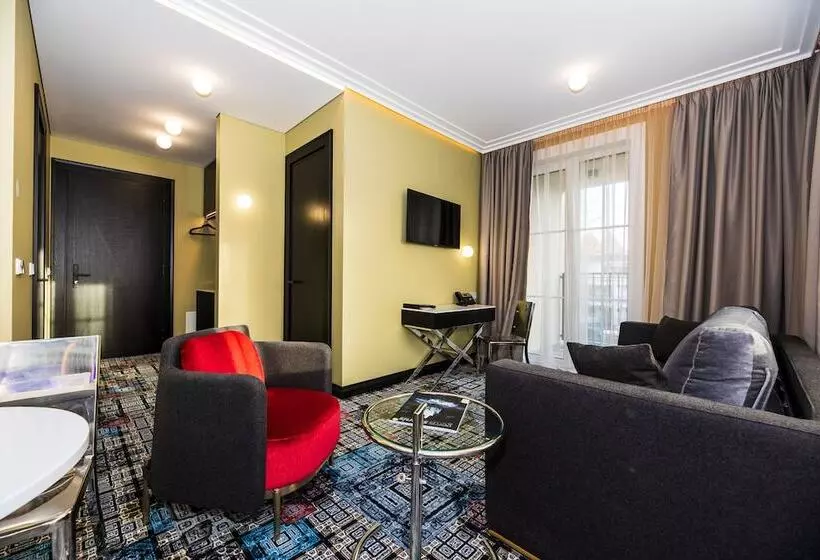 Amsterdam Plaza Hotel & Spa