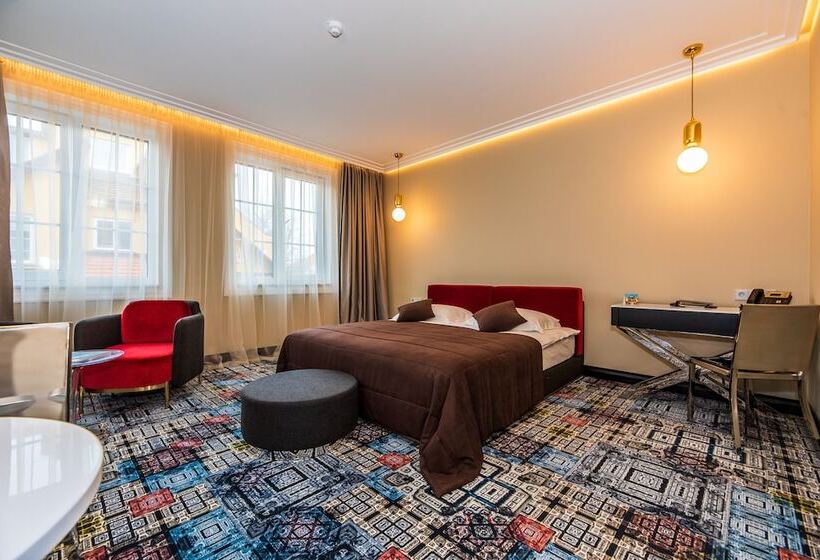 Amsterdam Plaza Hotel & Spa