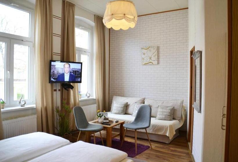 ホテル Pension Zur Neiße