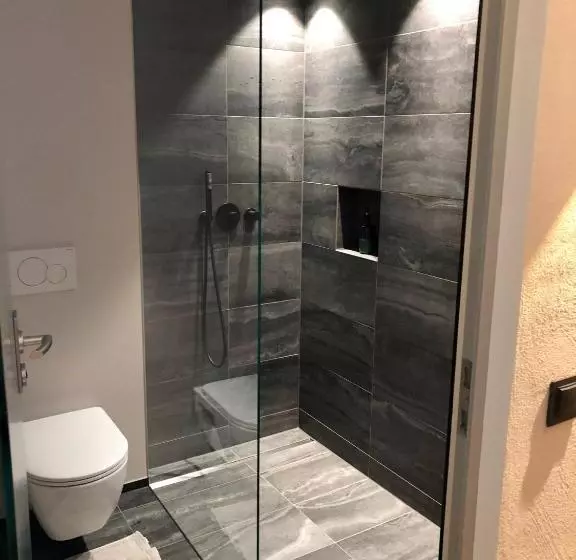 Hotelli Bradabella   Montafon