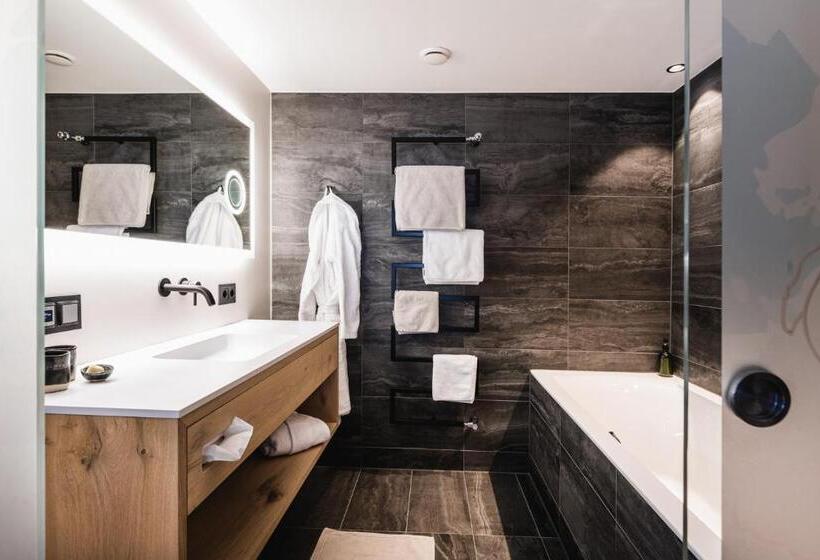 Hotel Bradabella   Montafon