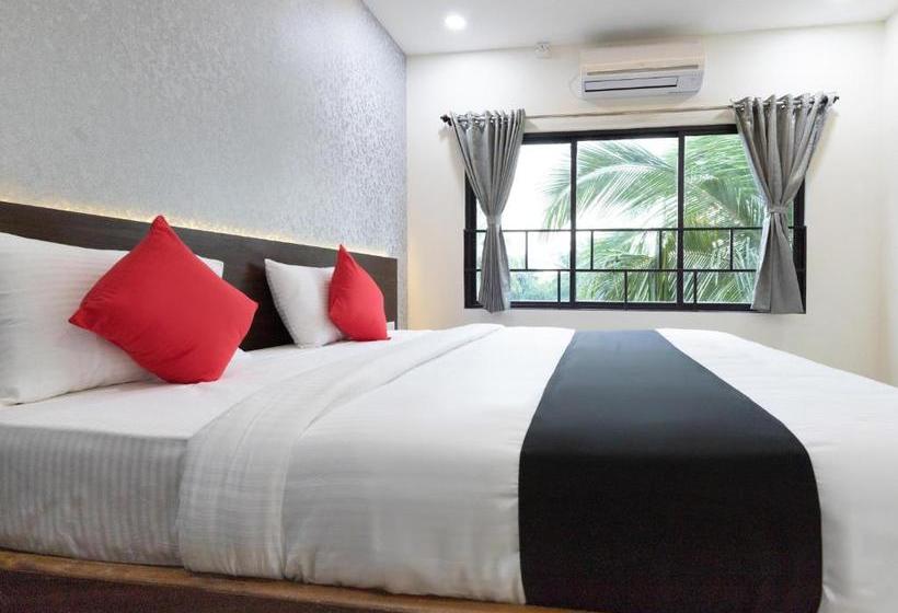 ホテル Capital O 41866  Metro Palace