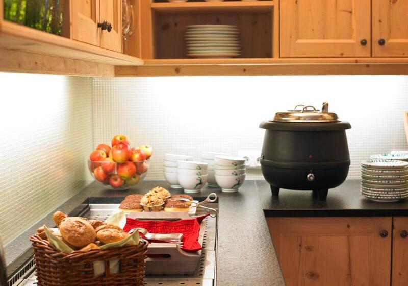 هتل Garni Frommes