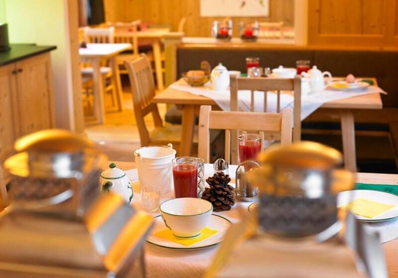 هتل Garni Frommes