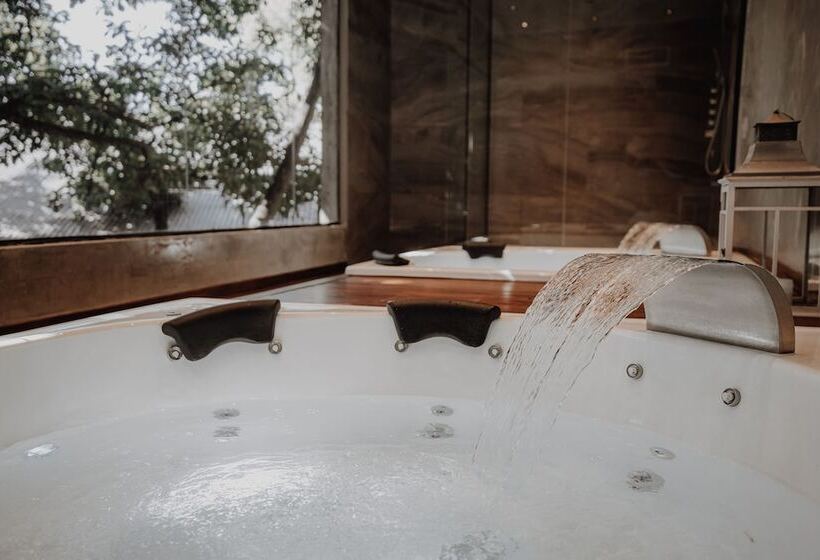 La Urumpta Hotel By Aken Mind